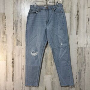 Universal Thread Light Blue Boyfriend Jeans